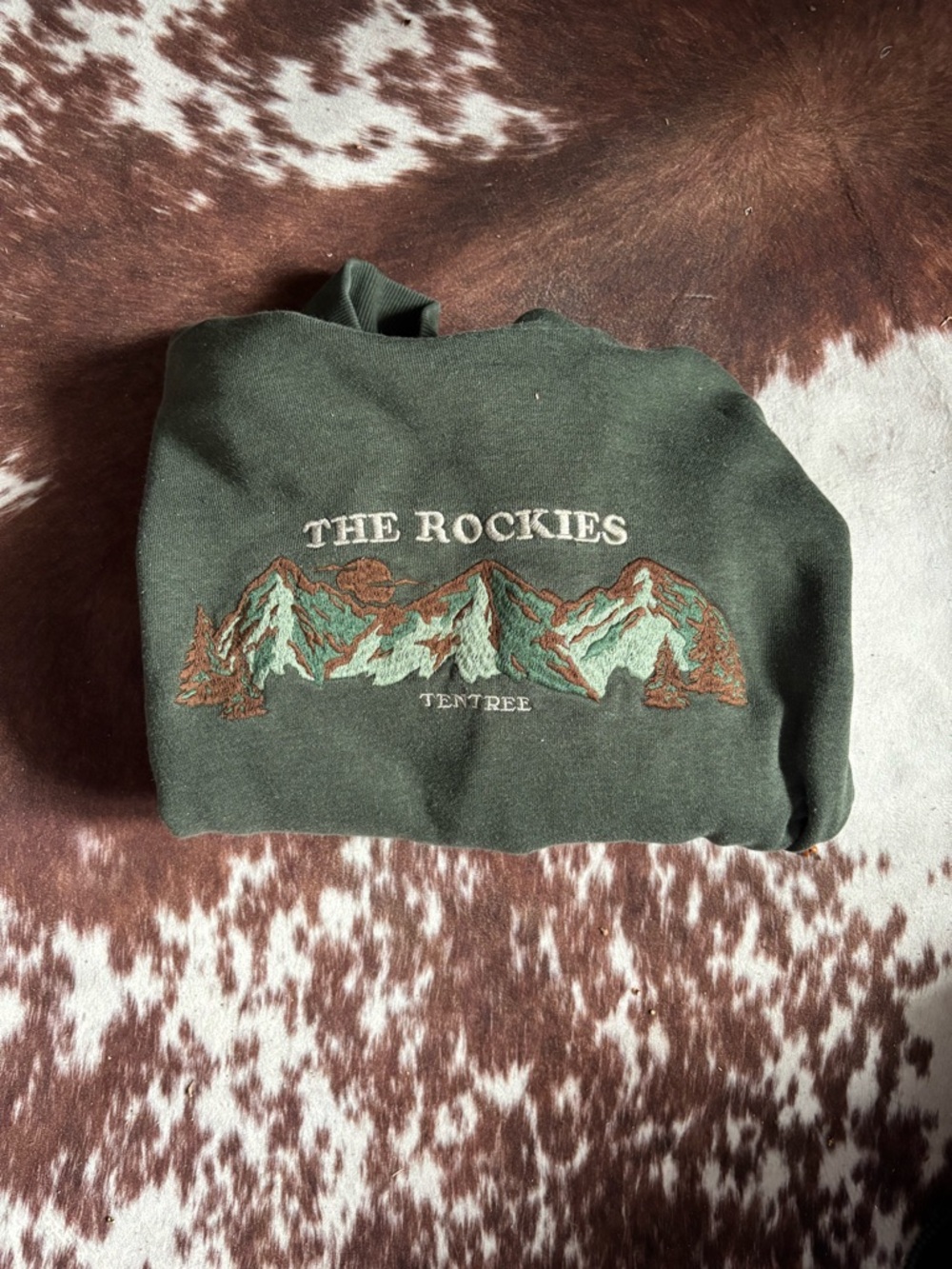 tentree Forest Green 'The Rockies' Embroidered Sweatshirt